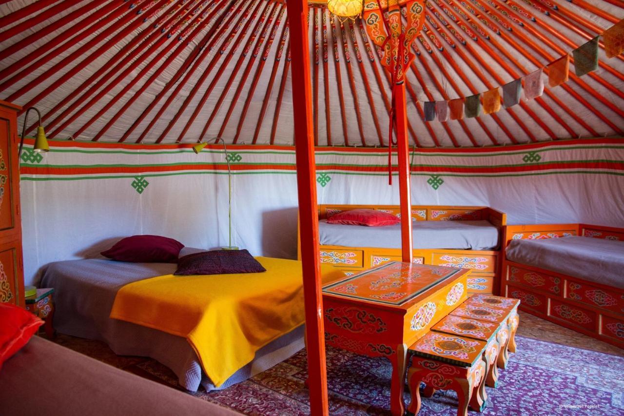 La Ferme Saint Jean - Les Yourtes Hotell Eksteriør bilde
